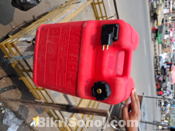 স্পিড বোডের তেলের টাংকি